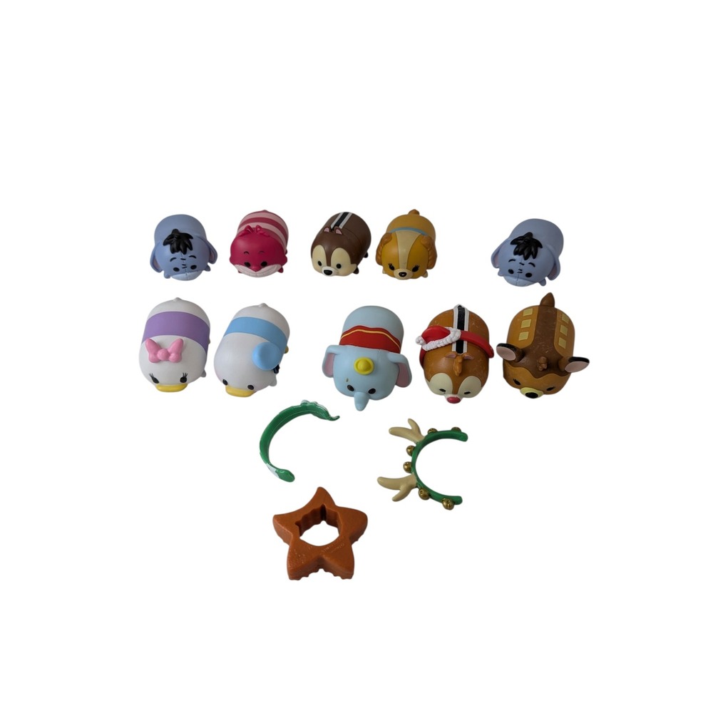 Disney Tsum Tsum Holiday Christmas Figures Lot Mickey Olaf Eeyore Dumbo 16pc 2" - Picture 2 of 4